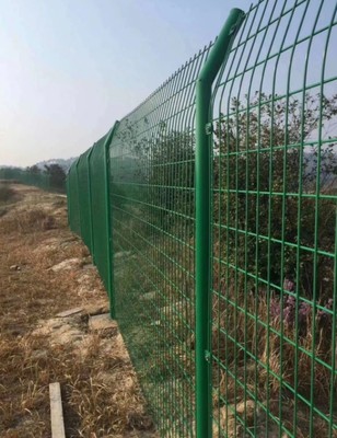 甘南地區(qū)球場護欄網(wǎng)新報價及市政工程項目預算分析